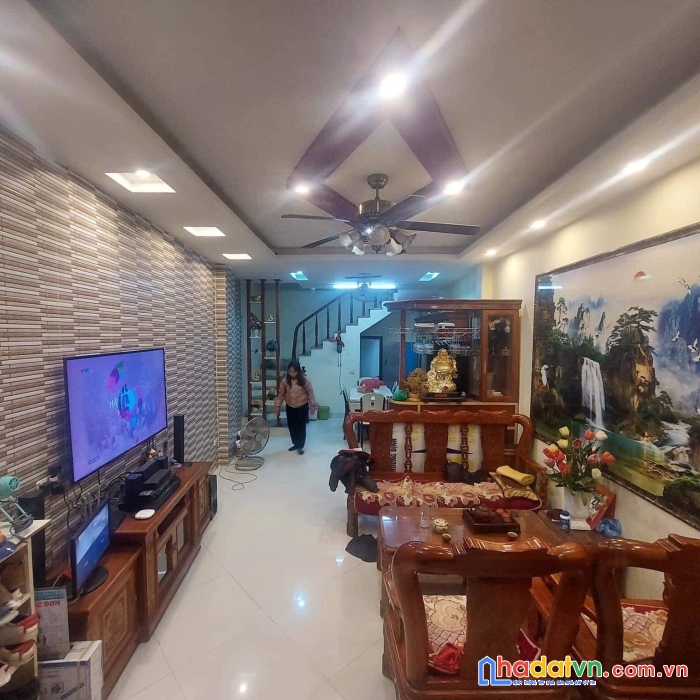 Bán nhà hoàng mai, gần hồ đền lừ dt 66m,5 tầng  mới, đẹp chỉ 4.3 tỷ.