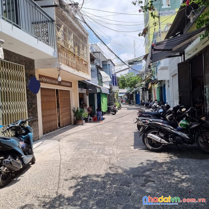 Nhà hxh 6m, nguyễn tất thành 2 lầu, q4, chính chủ càn bán gấp, chỉ 2,55 tỷ