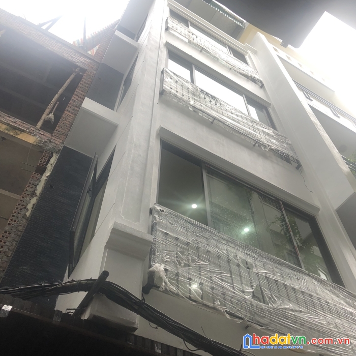 Bạch mai, hai bà trưng, ô tô đỗ cửa, 6 tỷ thương lượng