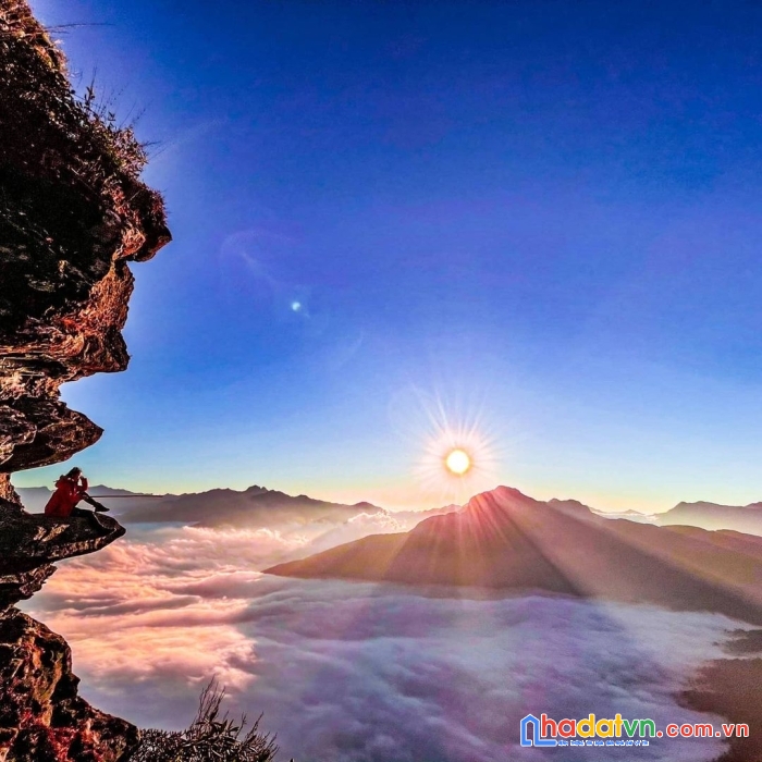 
bán đất sa pa 2 vị trí đắc địa, đón sóng đầu tiên tại y tý có nhà có sổ view đẹp nhất nhì y tý