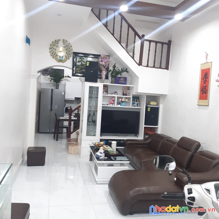 Bán nhà phú diễn – lô góc, ngõ thông, tặng toàn bộ nội thất đẳng cấp- 45m2, chỉ nhỉnh 4 tỷ