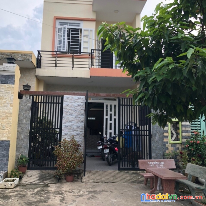 Tôi chính chủ cần bán gấp nhà có dt 114 m2 nằm tại phường tân bình, thành phố dĩ an, bình dương