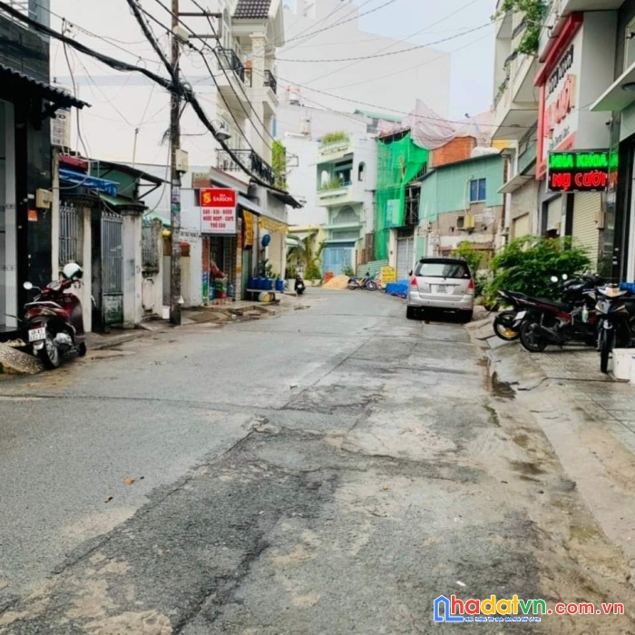 Bán nhà nhỏ xe tải thông phường 15 tân bình
