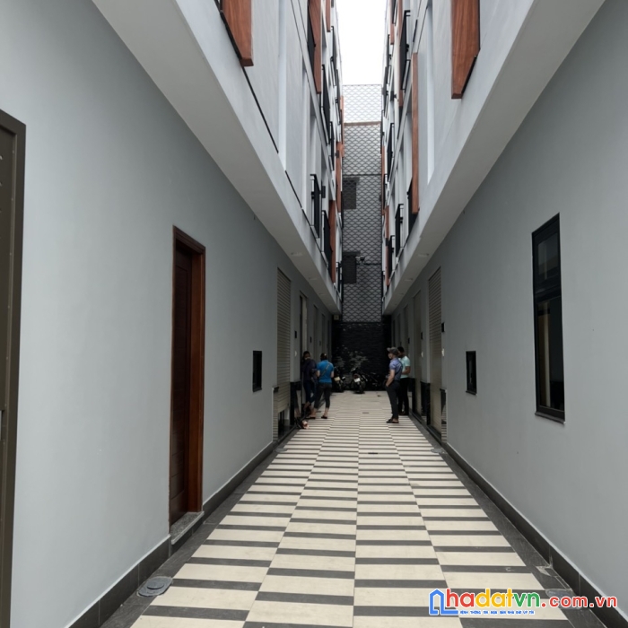 Phân lô ngọc thụy 36mx5t nhỉnh 3tỷ mới kính koong ôtô vào nhà