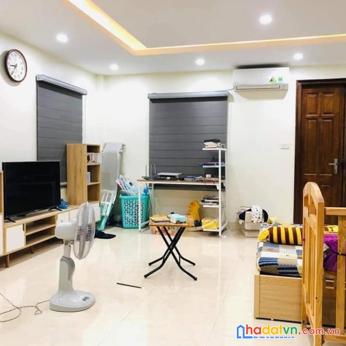 Chính chủ bán gấp nhà lương khánh thiện, hoàng mai,3.5 tỷ
 35m2*4t, ngõ thông, gần phố