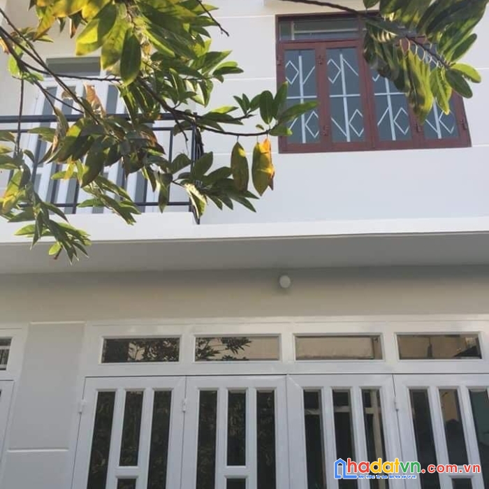 Cần bán căn nhà 1 trệt 1 lầu mới xây tại phường tân mai
