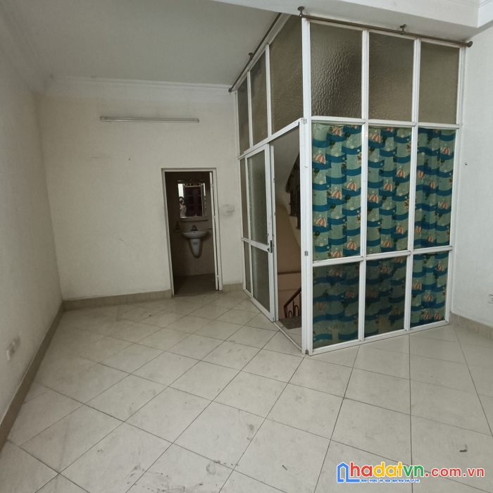 Hiếm có căn thứ 2 ở láng hạ- ngõ thông tứ tung -kinh doanh tốt- dòng tiền ổn định.