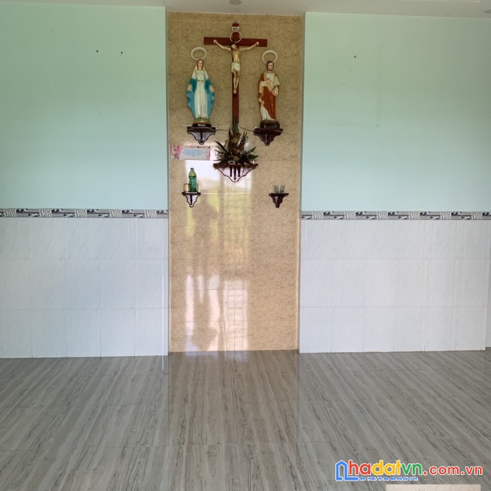 Bán nhà + trại heo + 1 sào đất trống thuộc xã gia kiệm, đồng nai, cách dt 762 50m