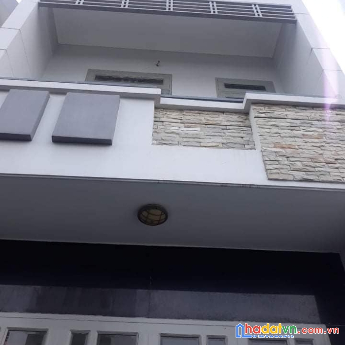 Nhà đẹp đón - 2 tầng btct - hẻm trước 8m cực thoáng - 70m2 - giá chỉ 4.7 tỷ