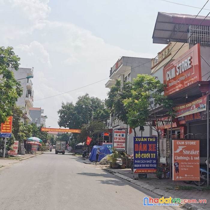 Chính chủ bán gấp căn nhà vị trí đắc địa tại bắc giang