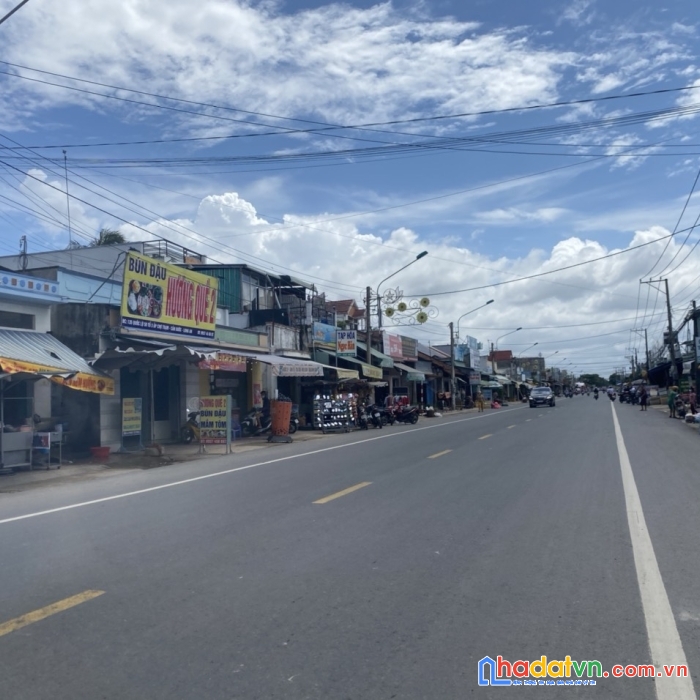 Đất mặt tiền chợ trạm ql50 full thổ cư, bán nhanh trong tuần