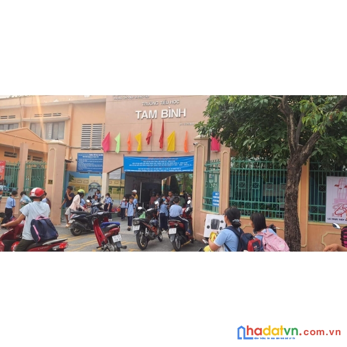 Gấp- 2.8 tỷ 45m2 nhà sát ubnd phường tam bình thủ đức