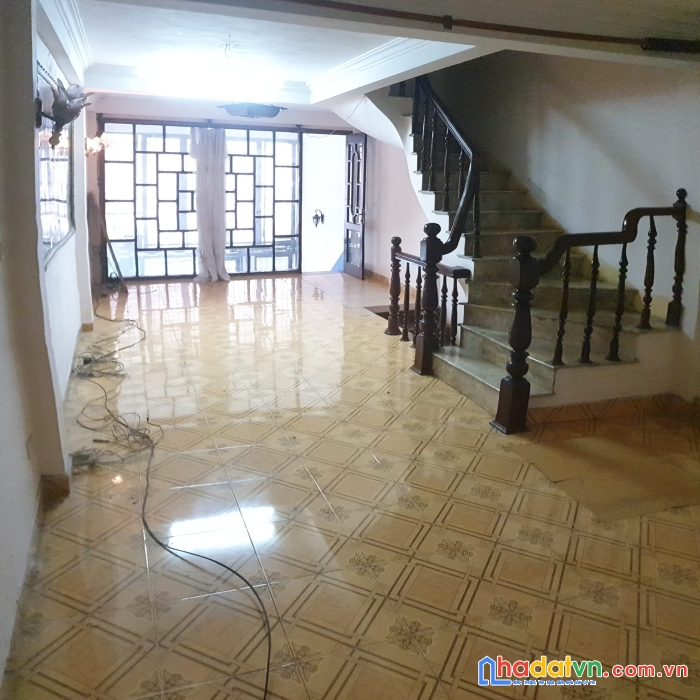 Bán nhà giảng võ – ngõ nông - gần phố, thoáng trước sau