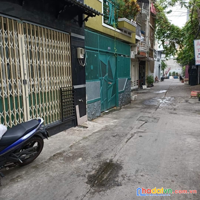 Bán nhà đang cho thuê 11tr.(5x7),chỉ 5ty6..0903112643