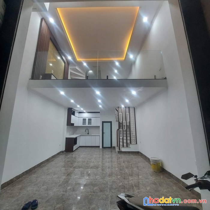 Chủ cần bán nhà phố định công, hoàng mai: 48m2x 6 tầng, giá 5,9 tỷ.