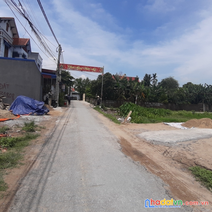 Mặt đường phạm gia mô, hưng đạo, dương kinh chỉ hơn 900 triệu