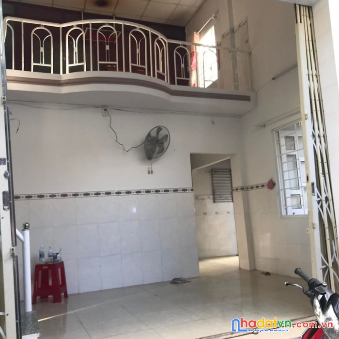 Cho thuê nhà 2/4 hẻm đối diện bách hoá xanh gần nhà hàng ponaga phường vĩnh phước, nha trang,