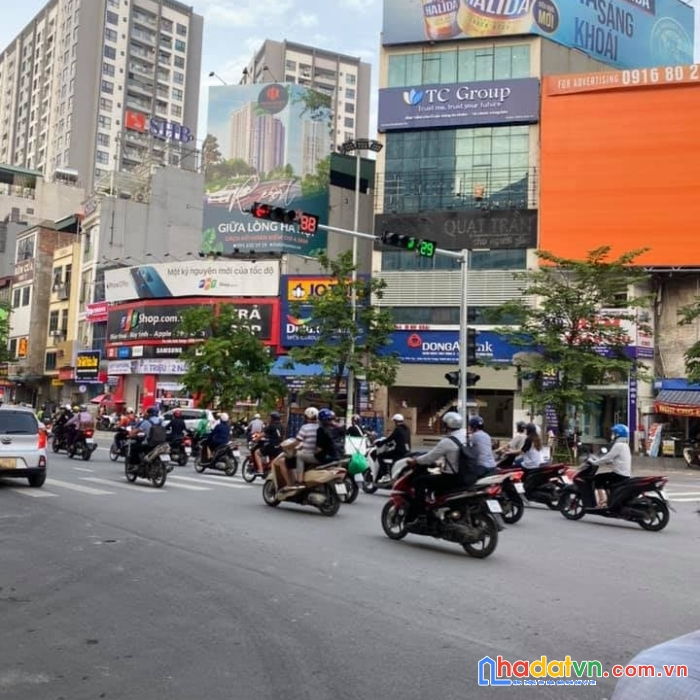 Bán nhà ô chợ dừa, mặt phố lô góc, mặt tiền rộng, kinh doanh, 14 tỷ