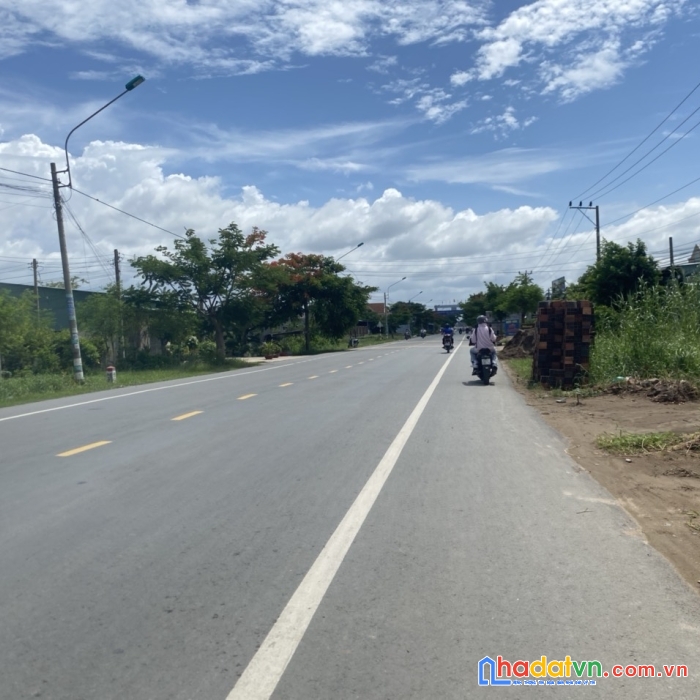 Mặt tiền ql50 cách chợ trạm 200m sổ sẵn công chứng ngay