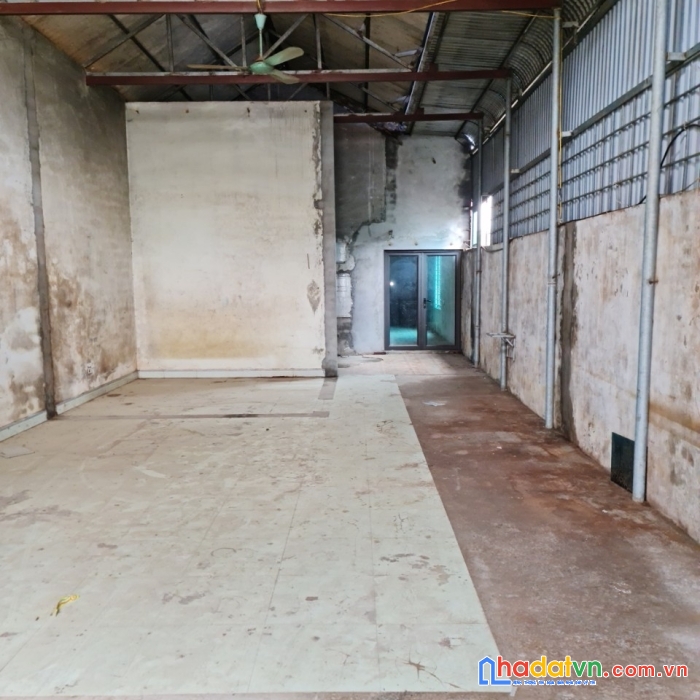 Cho thuê kho xưởng 209m2 tại hữu văn, chương mĩ giá tốt