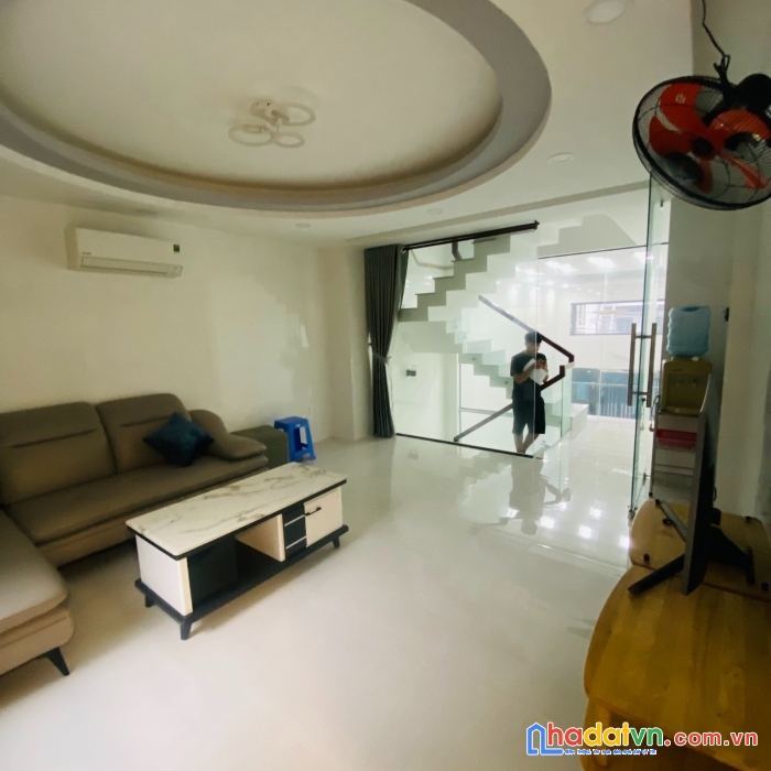 Bán gấp nhà hxh hậu giang quận 6 5 tầng 100m2. chỉ 14.2  tỷ 