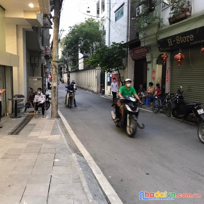 Víp víp- cầu giấy kinh doanh đỉnh 10 tỷ/năm,241/275m, 12 tầng,210 tỷ.
  ·
 .