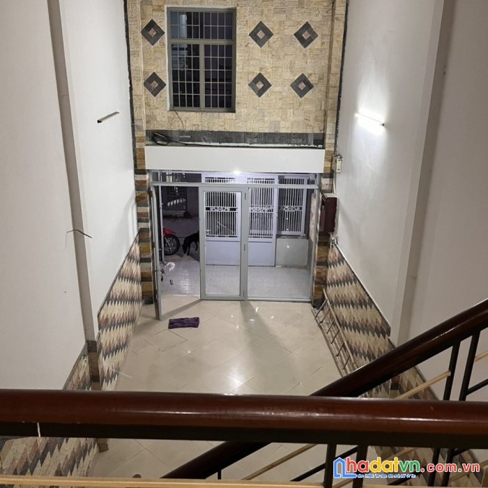 Bán nhà lê trọng tấn tân phú , hẻm 5m, 2 tầng , 76m2 giá 5.5tỷ.