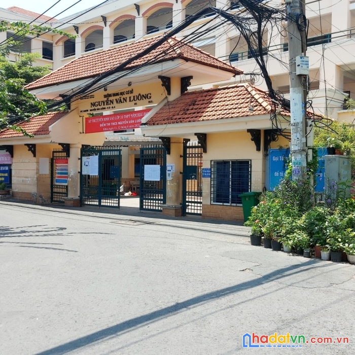 Bán nhà mặt tiền quận 6,đường 240 nguyễn văn luông,43m2,giá chỉ 7 tỷ