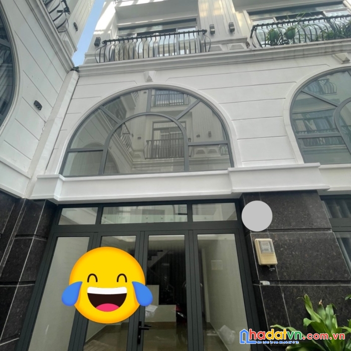 Bán nhà lê quang định nhà đẹp ở ngay hxh 5 tầng chỉ 7.7 tỷ