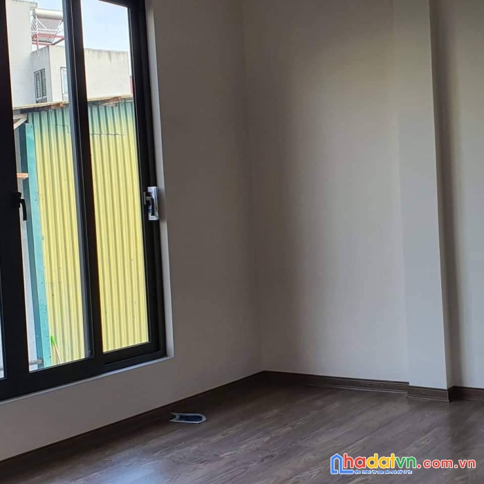 Nhà đẹp nguyễn văn cừ, long biên, 72m, 4 tầng, mt 5.5m, ô chờ thang máy, ngõ ô tô, giá 8.2 tỷ