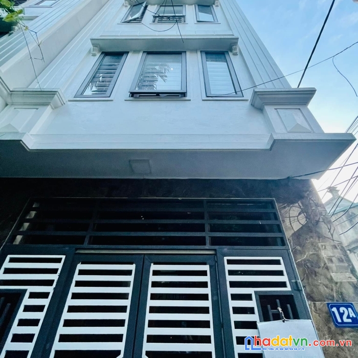 Bán nhà lý tự trọng phan đình giót hà đông 35m2 5 tầng 3,75 tỷ