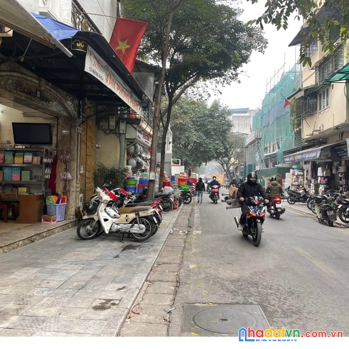 Lõi phố cổ-mặt phố hàng khoai, ô tô 2chiều, 150m2, 5 tầng, mt5m giá 82tỷ-0982311539