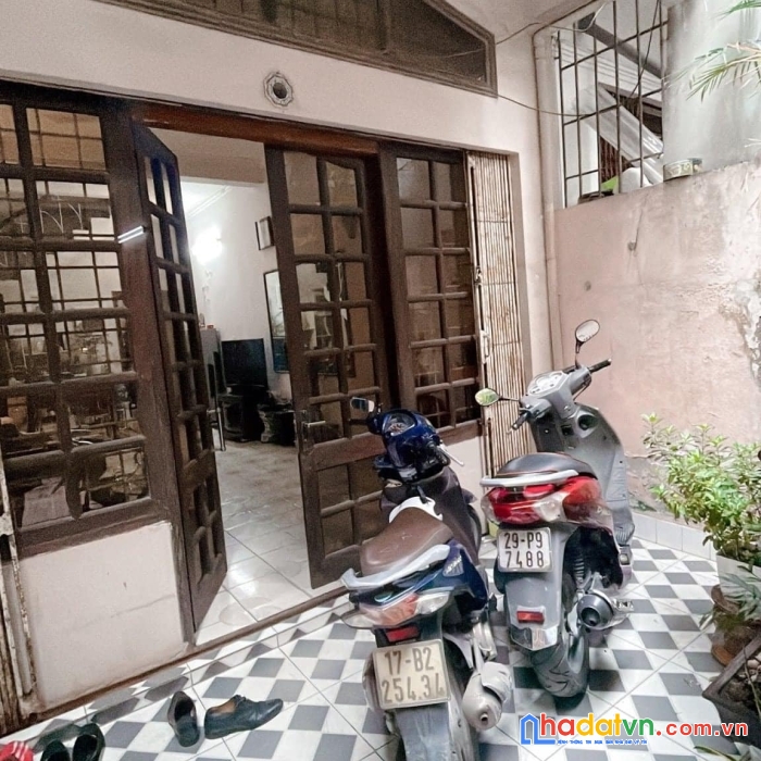 Hot trung tâm long biên - hoàng như tiếp 75m2 chỉ nhỉnh 7 tỷ - ô tô đỗ cổng - ngõ rộng thoáng