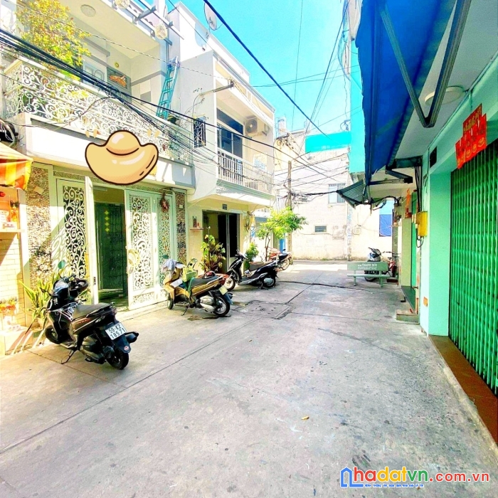 Nhà 2 mặt hẻm xe tải phạm văn chí, 50m2, 2 tầng mới đẹp, cho thuê 10tr, 4.6 tỷ