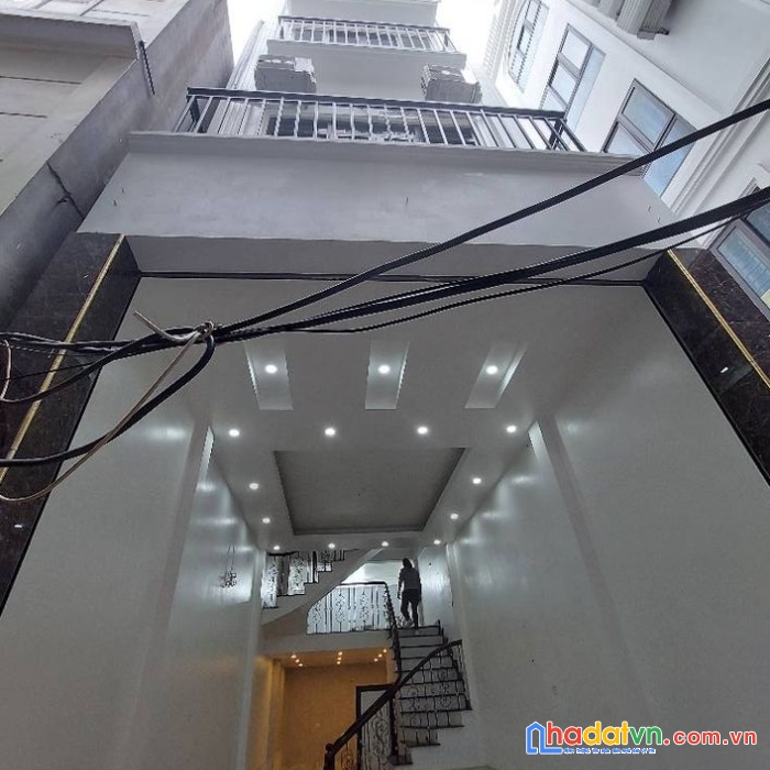 Bán nhà lê đức thọ 52m2x5t mt 4m 6,2 tỷ lô góc ngõ nông ngõ rộng