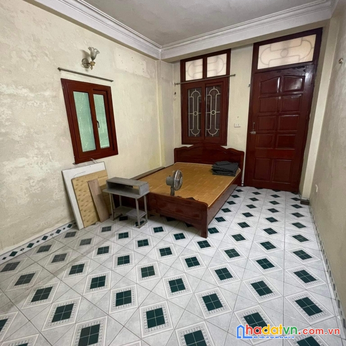 Bán nhà hoàng mai - lô góc 3 thoáng - 4 tầng - giá 2.3 tỷ