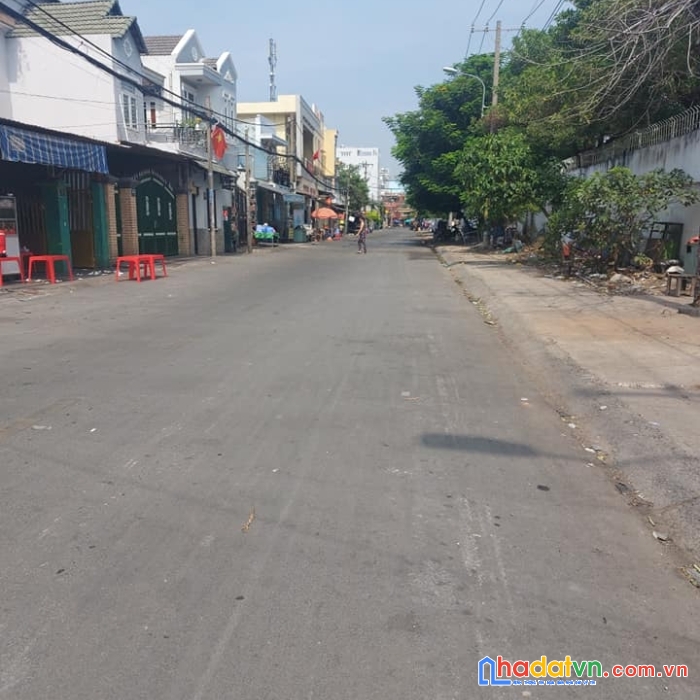 Đang cho thuê 40tr mặt tiền đường số 4 linh trung 22.5 tỷ