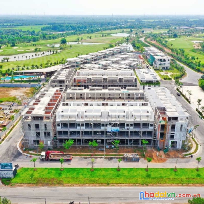 Kinh doanh thua lỗ cần sang nhượng gấp hợp đồng green center và west lest sân golf- đức hòa