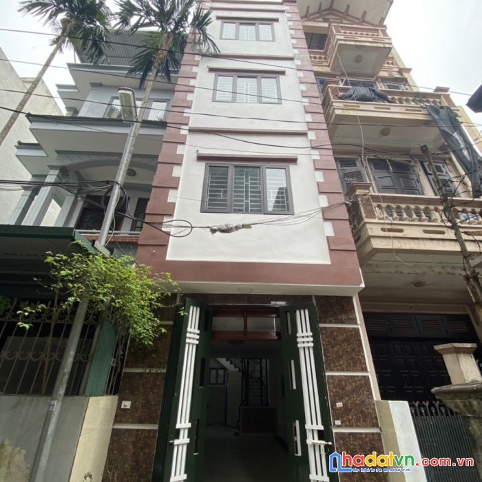 Chính chủ bán nhà đẹp ngõ 141 định công hạ, hoàng mai giá tốt
