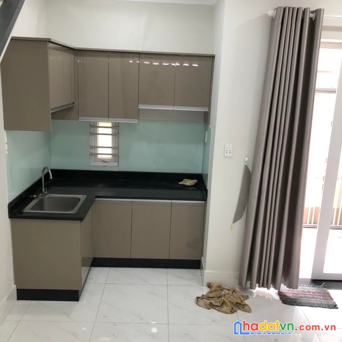 1.350 tỷ có nhà 2 tầng phường linh chiểu thủ đức.