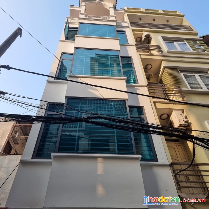 Chính chủ bán nhà 5 tầng cầu giấy phân lô ô tô tránh, nhà đẹp lung linh giá giật mình. liên hệ: