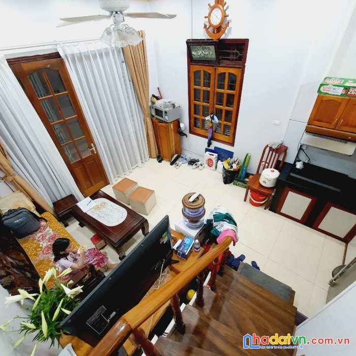 Nhà đẹp ngọc lâm - ngõ ba gác tránh xe máy 32m2 - 5 tầng - mặt tiền 4.2m - 3,1 tỷ