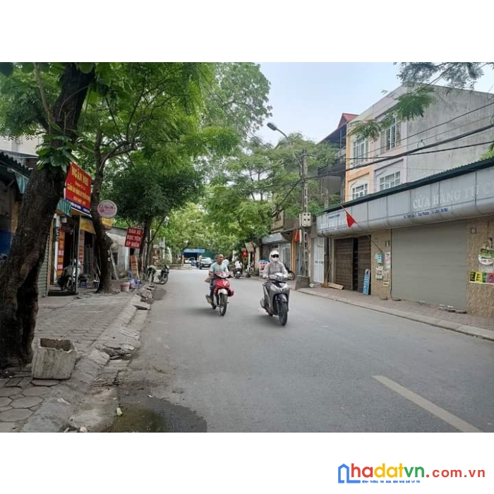 Kinh doanh - ô tô vào nhà - nhà lung linh - mặt tiền đẹp