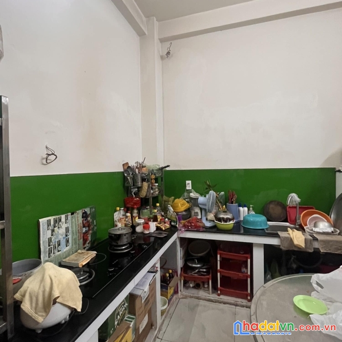 Bán nhà quận 10 cao thắng. đường nhựa xe hơi vào nhà 5 tầng btct.