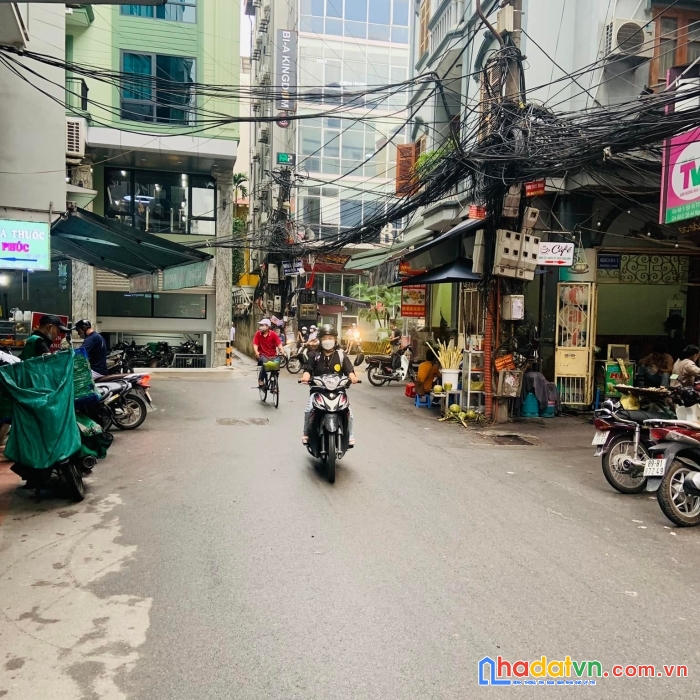 Bán nhà pháo đài láng, ô tô đõ cửa, kinh doanh, ngõ thông, 7.45 tỷ