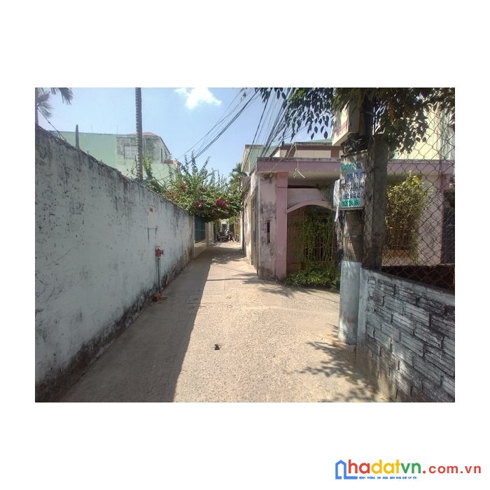 Nhà gác lửng đúc kiên cố mẹ nhu, vào ở ngay