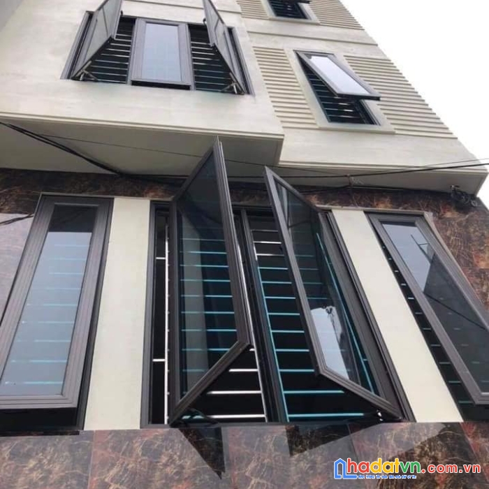 Nhà 3 tấm khu kinh doanh sầm uất, chợ bình triệu, gần 50m2, 5 tỷ