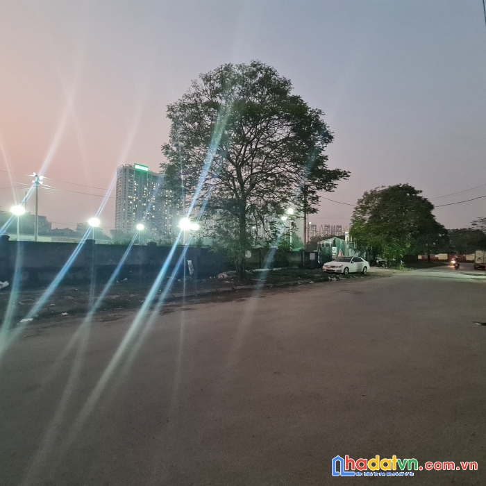 Bán mảnh đất mặt phố nguyễn hoàng nam  từ liêm 255 m2 mặt tỉeenf 12.5 m giá 54 tỷ