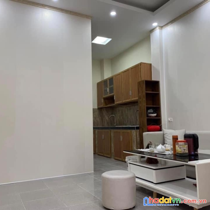 Bán nhà phố hoàng hoa hám, 7 phút ra hồ tây, giá 3,5 tỷ (có tl)