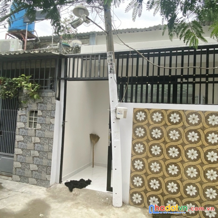 Bán nhà chỉ 1,5 tỷ xe hơi đổ cửa, lê đức thọ p6 gò vấp dts 65m, 2 tầng